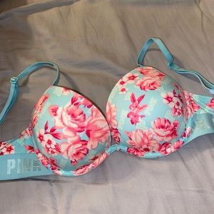 Victoria’s Secret 32c bra